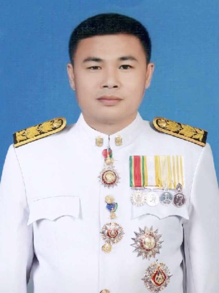 นายวรงจ์ แก้วบุญเรือง